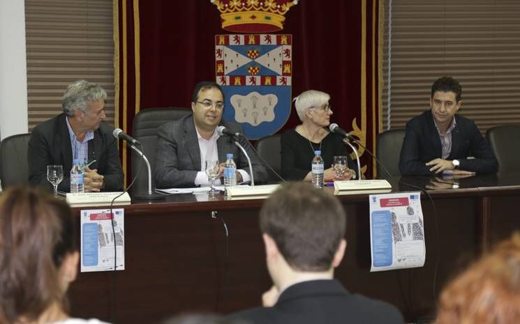 Santiago Llorente inaugura las jornadas ‘La Familia de hoy’