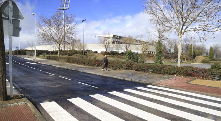 Reabren al tráfico la calle Minería, entre los estadios Butarque y La Cantera