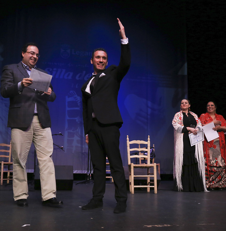 El cantaor gaditano Esteban Guerrero, Caracolillo, ganador de la Silla de Oro