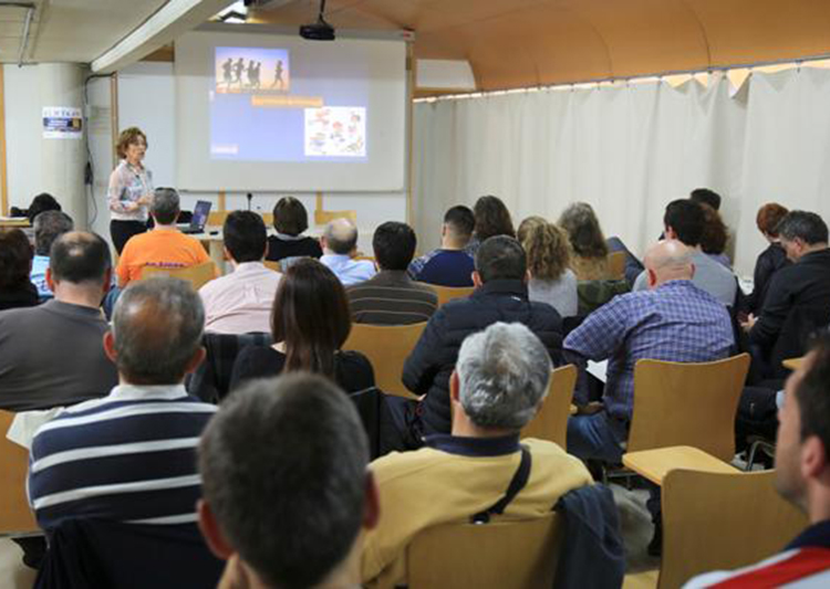 Veintidós entidades deportivas participan en el curso formativo para directivos