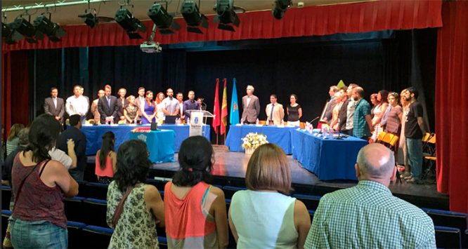 debate-estado-ciudad-minuto-silencio