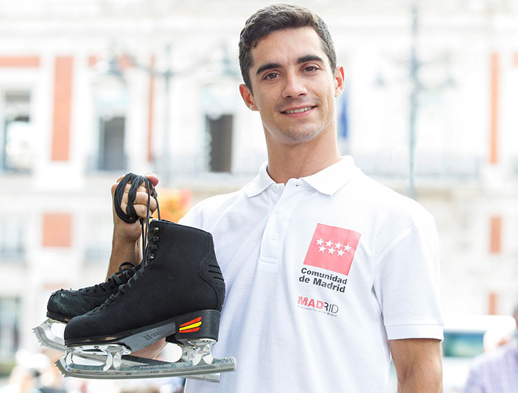 El bicampeón mundial de patinaje, Javier Fernández, embajador de la Comunidad de Madrid