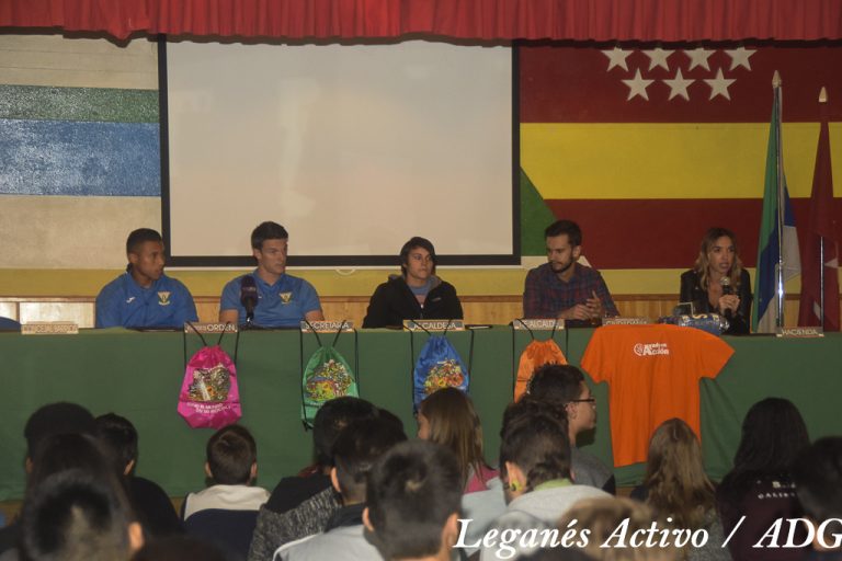 El CD Leganés visita la CEMU con la iniaciativa #LaMochilaSolidaria