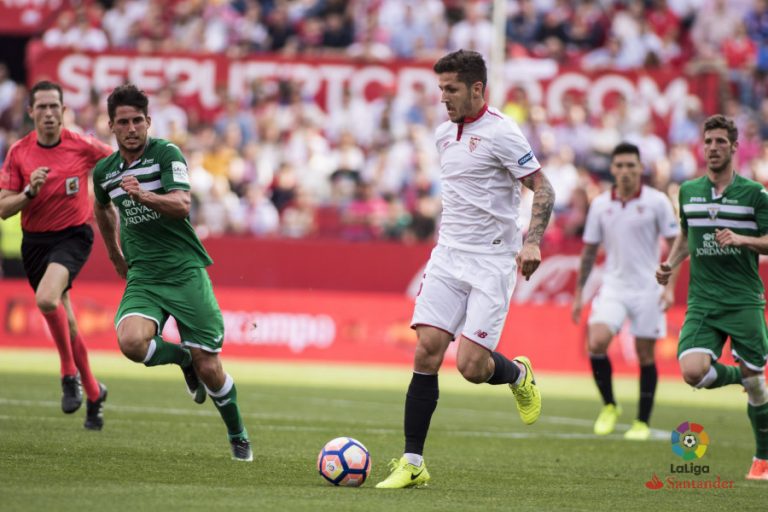 El Lega perdona y acaba empatando con el Sevilla en el Sánchez Pizjuán