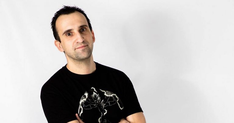 Darío Mares, el profesor de Educación Física que Twitter convirtió en monologuista