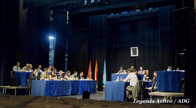 La oposición coincide en calificar la gestión del Gobierno local de «inmovilista»