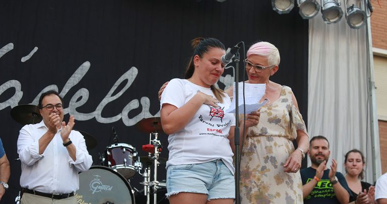 Arrancan las fiestas de La Fortuna con el emotivo pregón de Marisa Parra, vecina del barrio