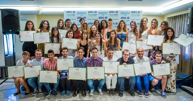 Ocho de los 32 candidatos del programa de inserción laboral de Parquesur, contratados