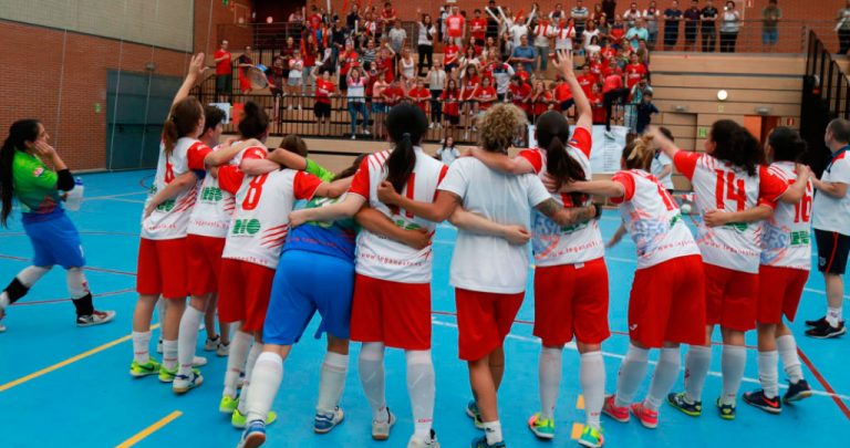 Las chicas del Lega de Fútbol Sala se ganan la permanencia en Primera División