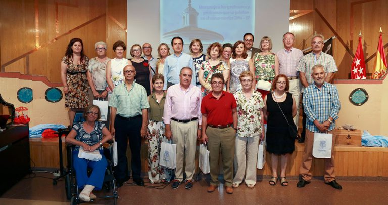 Reconocen el esfuerzo en la formación de los leganenses durante el acto de homenaje a los profesores jubilados
