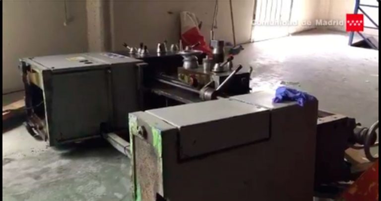 Herido grave un trabajador al caerle un torno en una cadera en Leganés