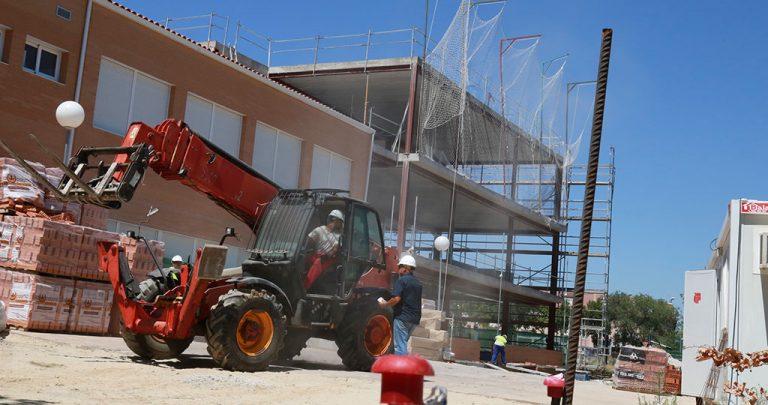 El alcalde reclama a la Comunidad de Madrid que termine las obras del CEIP Constitución 1812 antes del inicio de curso