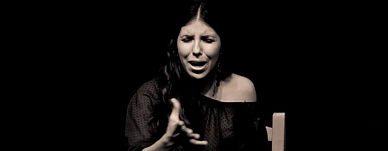 Cristina Soler al cante y Juanfe Pérez a la guitarra reavivian las noches de flamenco en La Libre