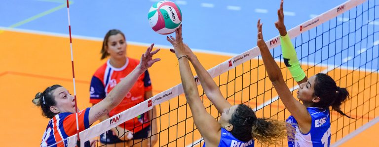 Las chicas de Superliga2 de Voleibol sufren en la parte baja de la tabla