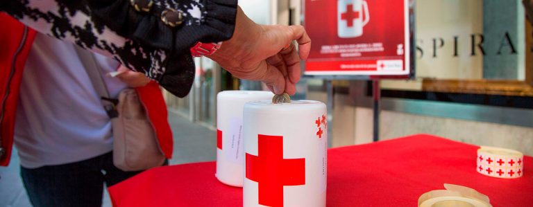 Cruz Roja Leganés celebra el Día de la Banderita a favor de la infancia