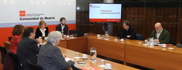 La Comunidad traslada a los interlocutores sociales las líneas maestras de los Presupuestos de 2018
