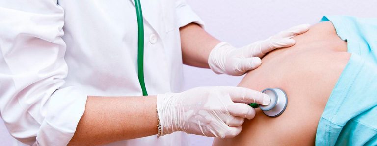 La Comunidad recomienda acudir a los servicios de urgencias de Atención Primaria en casos no graves