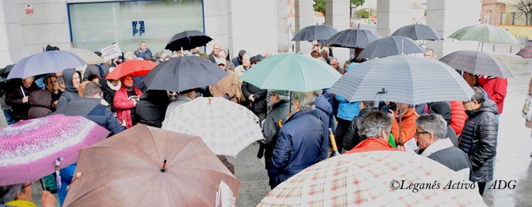 Decenas de pensionistas vuelven a protestar en Leganés