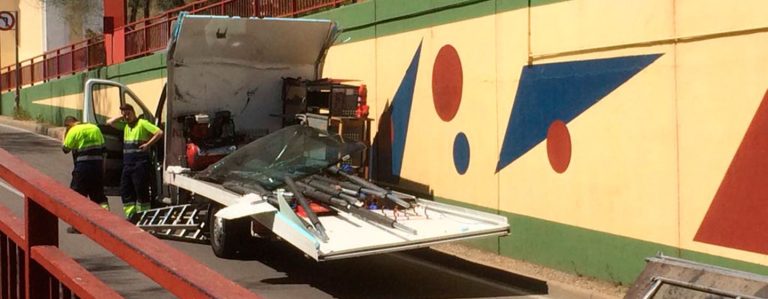 Dos camiones empotrados en el puente Simago en una semana