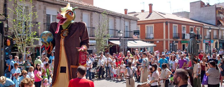 Leganés celebra la tradicional fiesta infantil ‘A hombros de gigantes’ con la dragona Gaya