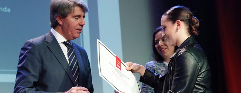 Garrido anuncia una inversión de más de 6,7 millones de euros para Becas de Excelencia de la Comunidad de Madrid