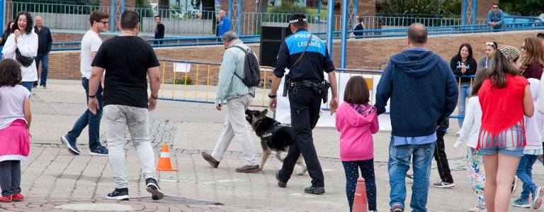Más de 200 adopciones en el V Festival de la Adopción y la Educación Animal de Leganés