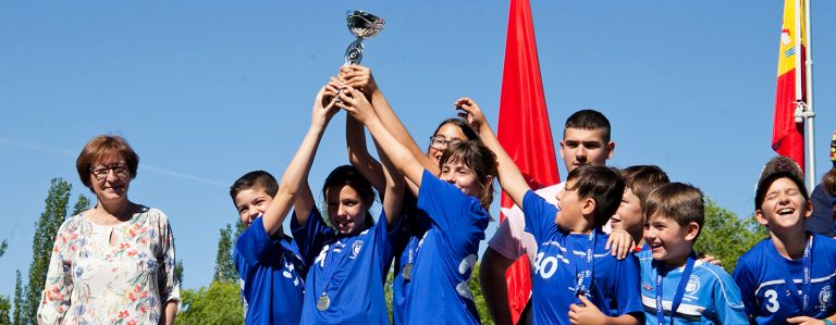 El Ayuntamiento reconoce el esfuerzo y trabajo de 1000 deportistas del deporte base de Leganés
