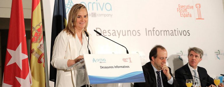 La Comunidad habilitará un centenar de aparcamientos disuasorios con capacidad para 40.000 plazas