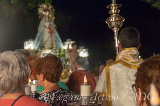 velas a la virgen de butarque