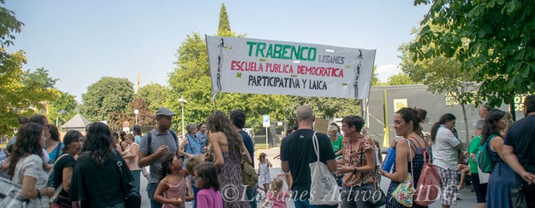 Encierro de familias en el CEIP Trabenco de Leganés en protesta por la falta de recursos