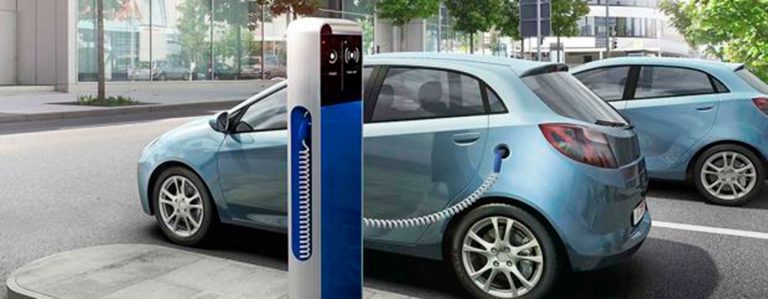 La Comunidad incentiva la instalación de puntos de recarga de coches eléctricos