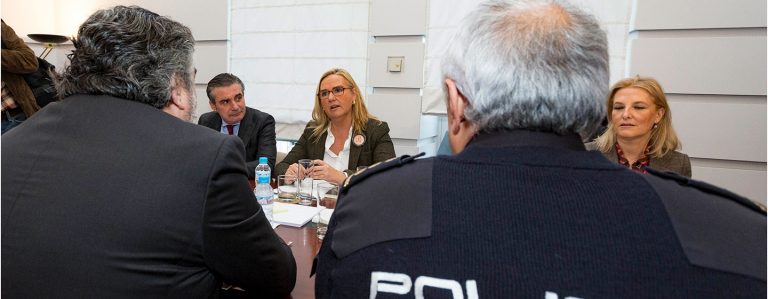 La Comunidad de Madrid y la Delegación del Gobierno colaborarán para atajar las actuaciones de los grafiteros