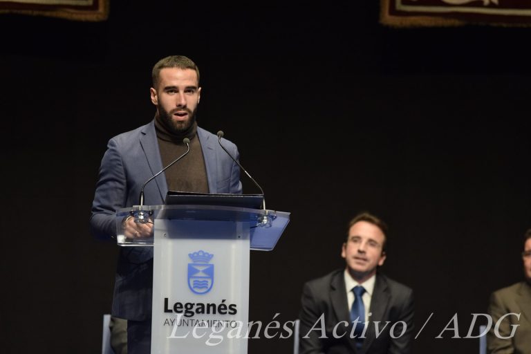 Leganés entrega el título de ‘hijo predilecto’ a Dani Carvajal y Salustiano Toribio