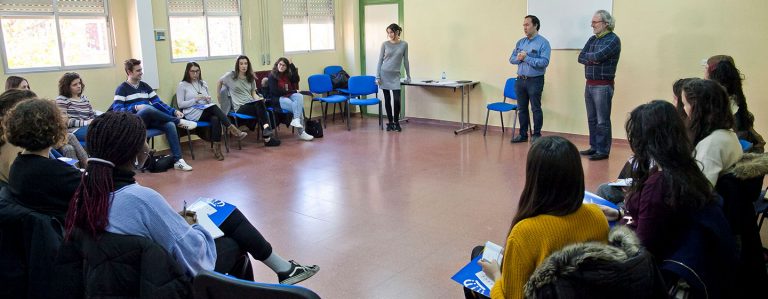Ocho cursos municipales dirigidos exclusivamente para mujeres