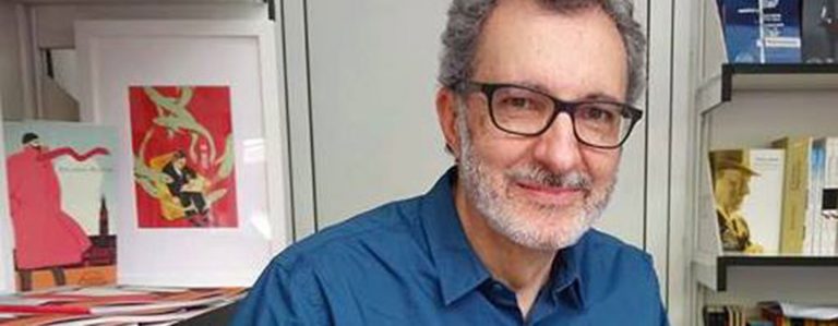 Eloy Tizón visita Leganés en un encuentro literario en La libre de barrio