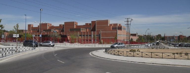 Abierta al tráfico la rotonda de acceso al PP4