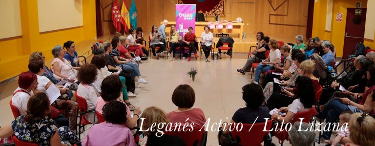 Podemos Leganés explica su programa en un encuentro con mujeres