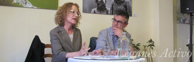Trinidad Simón cuestiona la maternidad en La Libre de Barrio