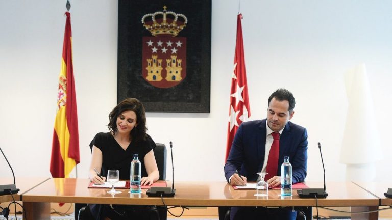 MADRID | PP y Ciudadanos firman un pacto y la Asamblea convoca nueva ronda de consultas