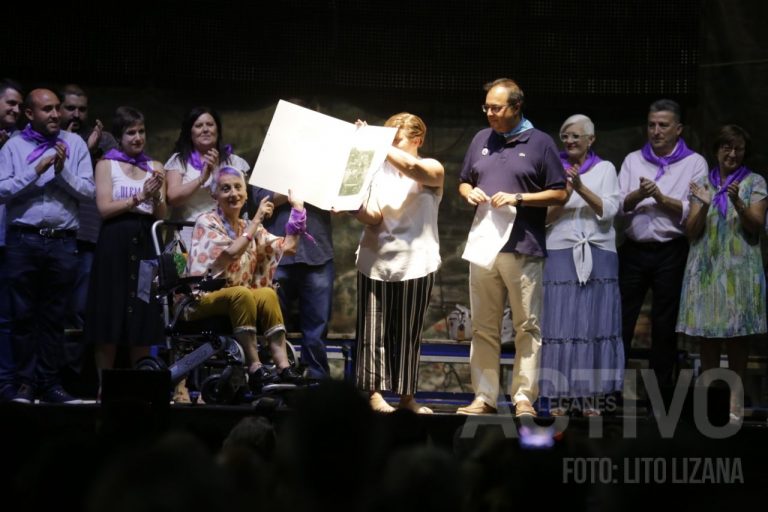 El Club Balonmano de Leganés da el chupinazo de las Fiestas Leganés