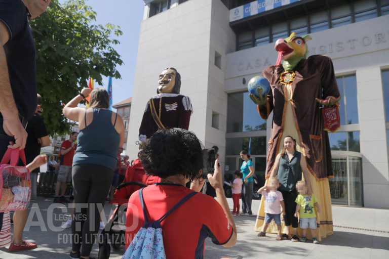 Los gigantes de Leganés finalmente salen en las Fiestas