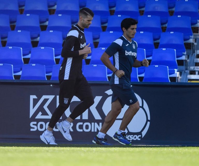 Fútbol | Cuéllar explica su estado de salud tras su ingreso