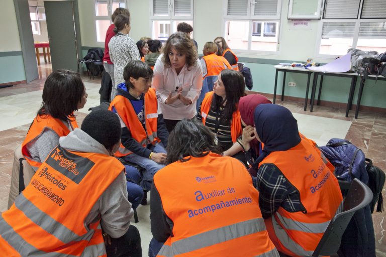 Auxiliares de Acompañamiento de Leganés y Móstoles ponen en común su trabajo