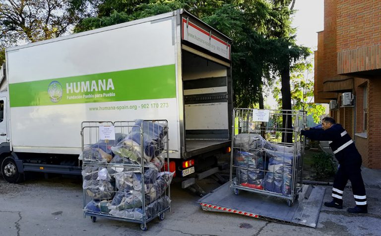Fundación Humana colabora con la donación de ropa para 150 internos del CIE de Madrid