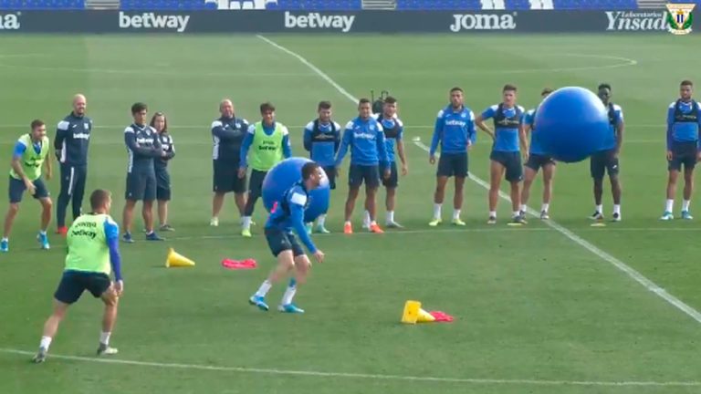 Fútbol | El divertido entrenamiento con el que el Leganés se prepara para el Real Madrid