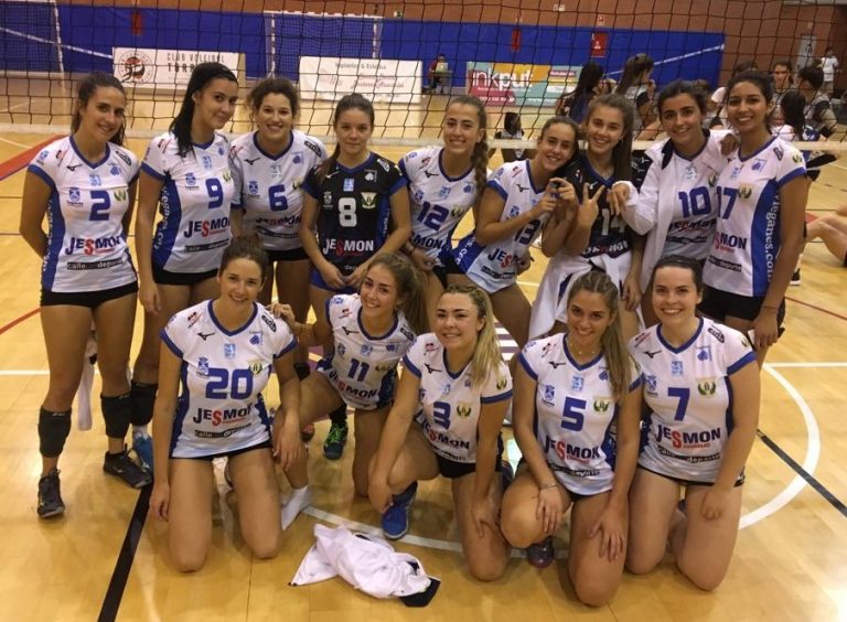 VOLEIBOL | Las chicas de Superliga2 lucen un buen juego a pesar de la derrota