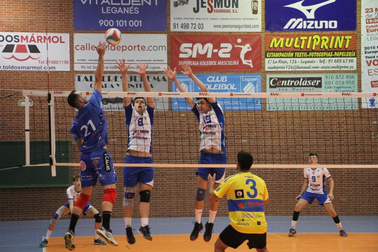 Voleibol | Contundente victoria de los chicos del Superliga2