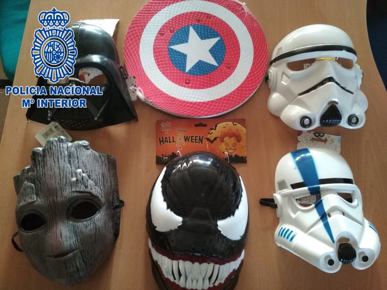 La Policía Nacional interviene más de 3.300 máscaras y artículos de disfraz falsos de personajes de películas infantiles