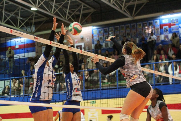 Voleibol | Sensacional victoria de las chicas ante Torrejón