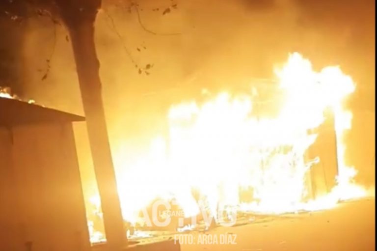 Arde el belén de Plaza España